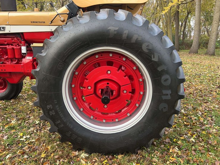 1970-1456-farmall-row-crop-golden-demonstrator-image-54