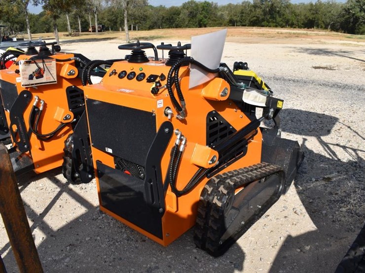 lhr-ht380-q1-mini-skid-steer-(serial-#-not-found)-(k)-image-4