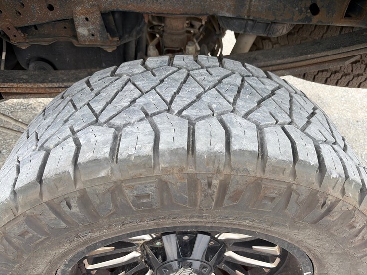 2017-ford-f250-lariat-image-4