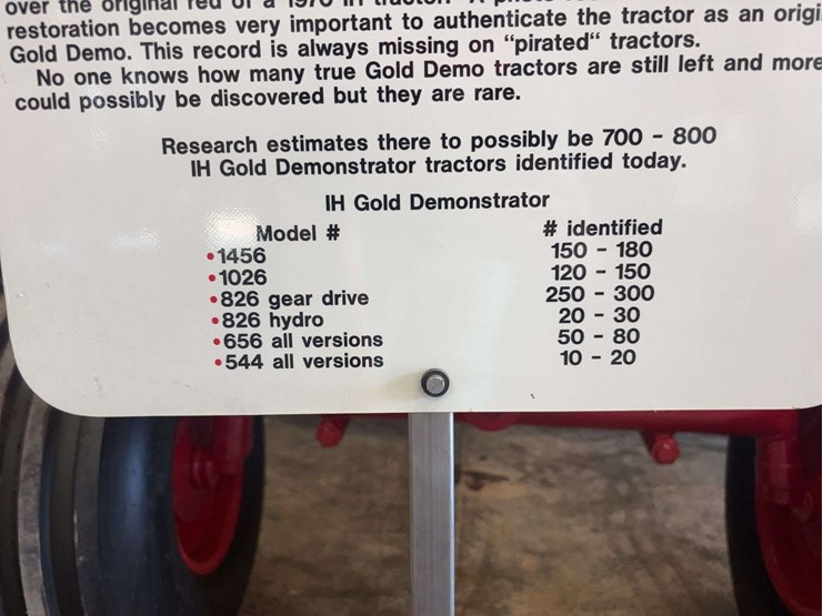 golden-demonstrator-information-sign-with-stand-image-4