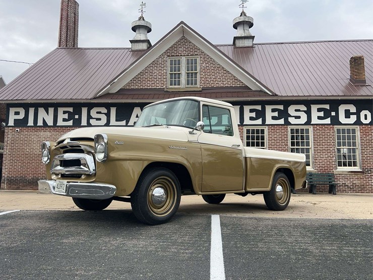 1957-international-a100-image-3
