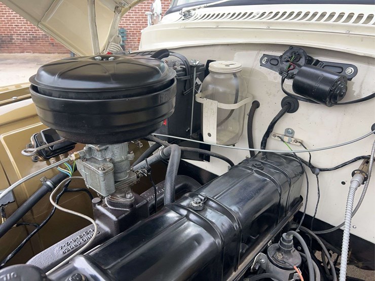 1957-international-a100-image-107