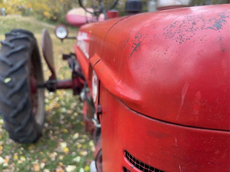 1952-farmall-super-c-image-16