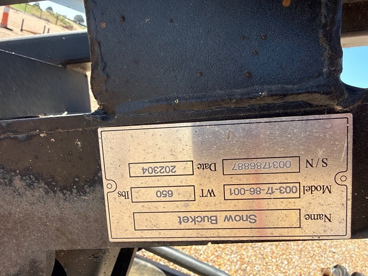 #9676-•-snow-blade-for-skid-steer-image-5
