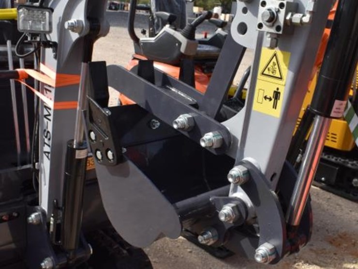 ats-me18-mini-excavator-(serial-#-2605072657sh)-(k)-image-3
