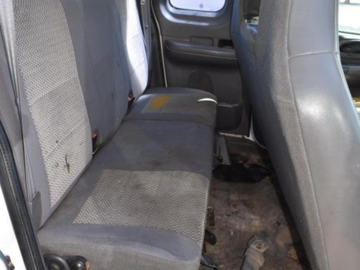 2004-ford-f150-image-7
