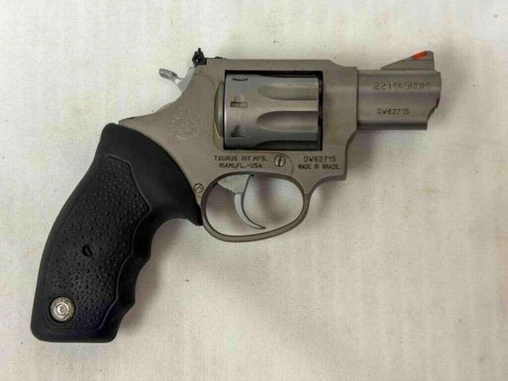 taurus-mod,-941-22mag-revolver-image-12