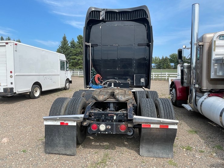 1999-kenworth-t2000-image-5
