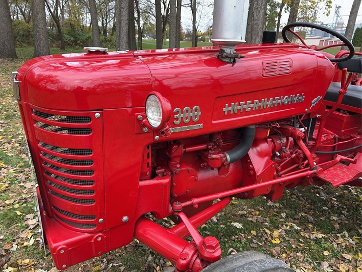 1955-international-300-image-16
