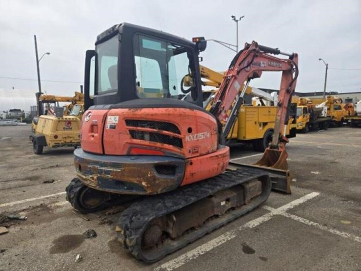2013-kubota-kx057-4-image-6
