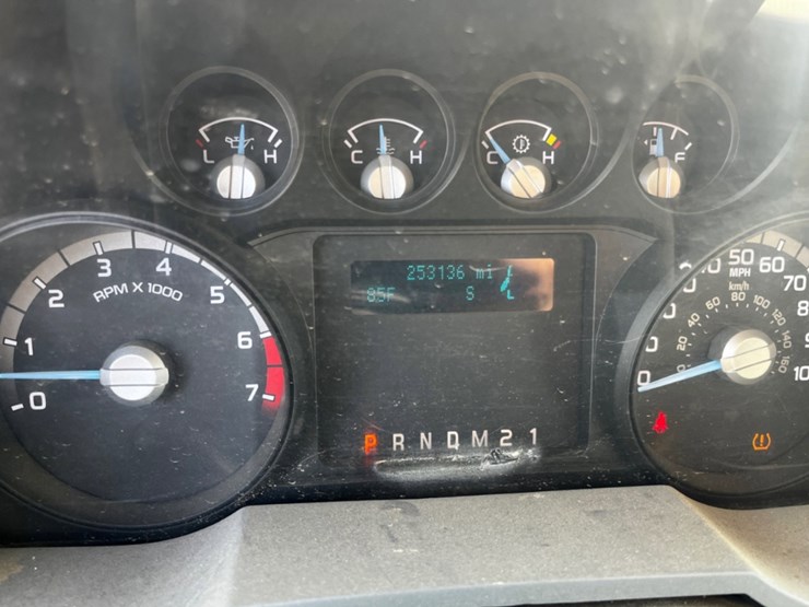 2012-ford-f250-image-13