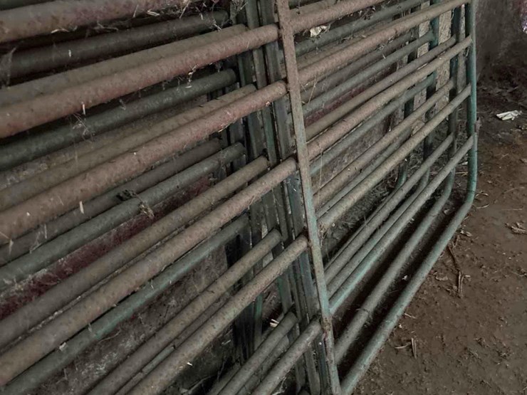 4--7-1/2’-corral-panels-image-4
