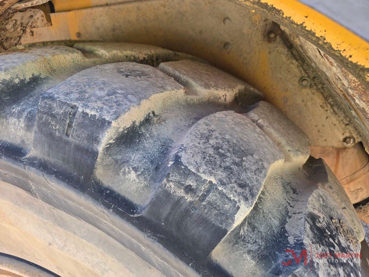 2006-caterpillar-730-image-21