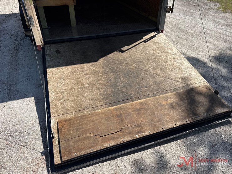 2016-cross-trailers-enclosed-cargo-trailer-image-12