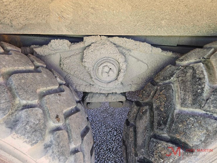2005-deere-350d-image-17