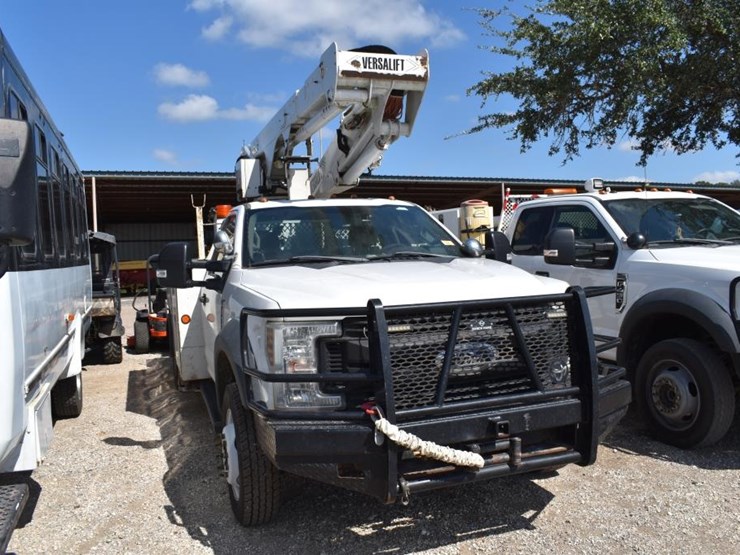 2019-ford-f550-image-2