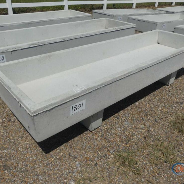3X10 CONCRETE FEED TROUGH