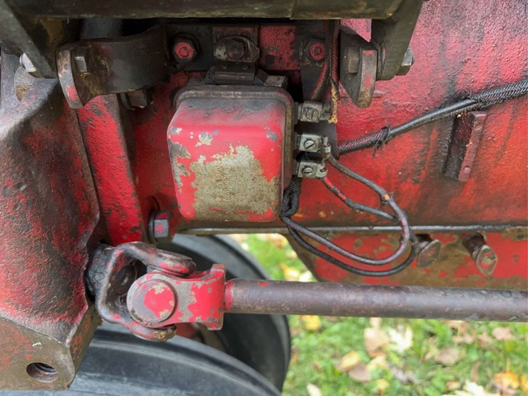 1952-farmall-super-c-image-40
