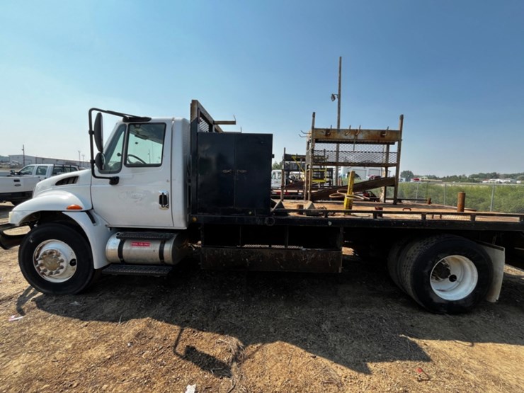 2013-international-durastar-4300-image-9