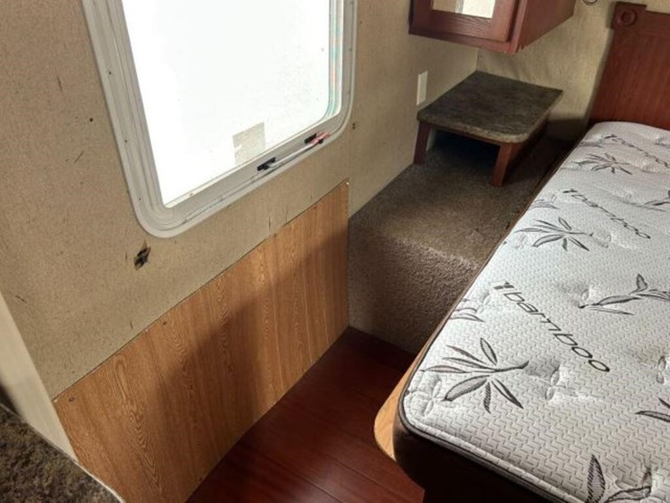 2010-crossroads-zinger-zt-250-rk-t/a-travel-4v0tc2-image-63