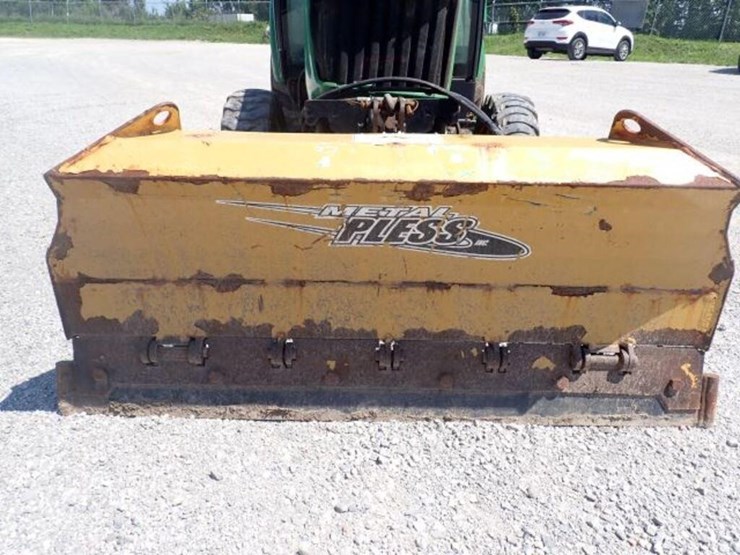 john-deere-3520-image-43
