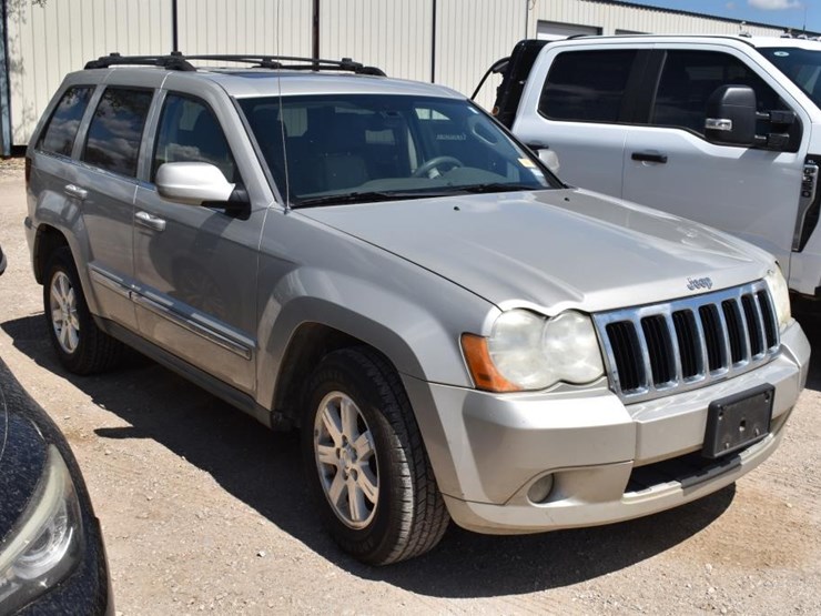 2009-grand-cherokee-4x4-(motor-tapping)-(vin-#-1j8gr58k69c527617)-(showing-image-2