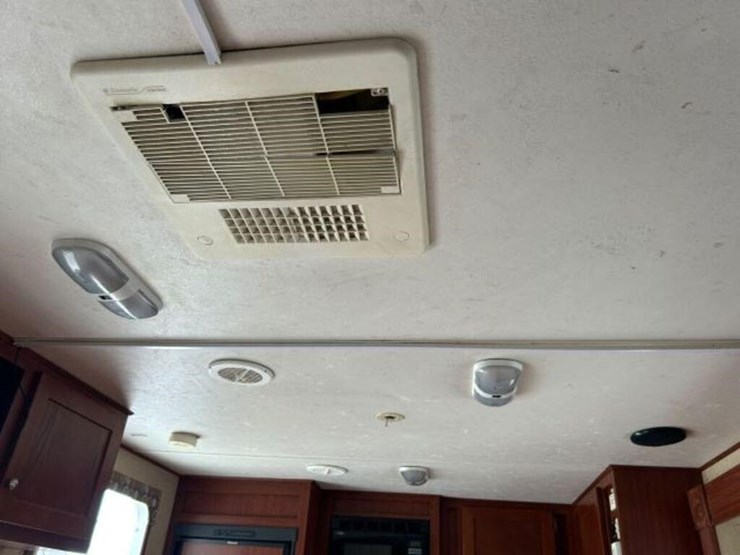 2010-crossroads-zinger-zt-250-rk-t/a-travel-4v0tc2-image-55