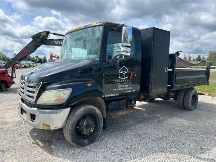 hino-185-image-1