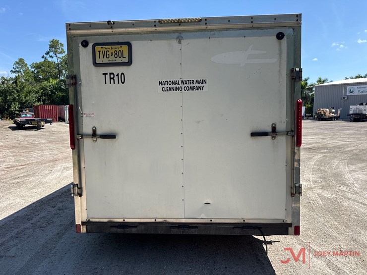 2016-cross-trailers-enclosed-cargo-trailer-image-11
