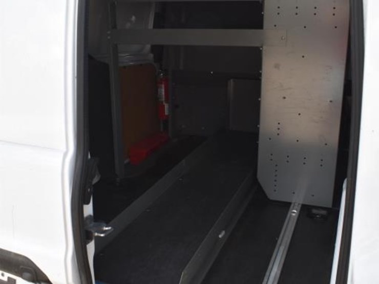 2020-ford-transit-image-10