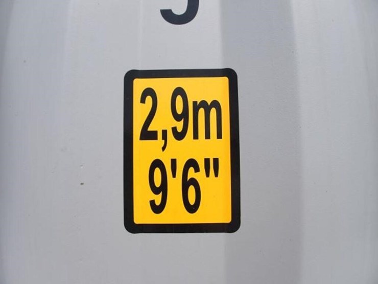 one-way-40-ft-image-31