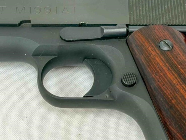 colt-m1991a1-45auto-pistol-image-7