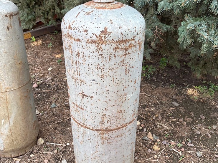 100#-propane-bottle-image-2