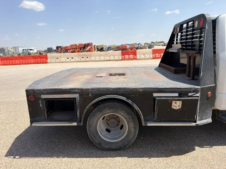 2017-ford-f350-image-4