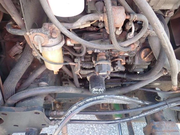 john-deere-3520-image-39