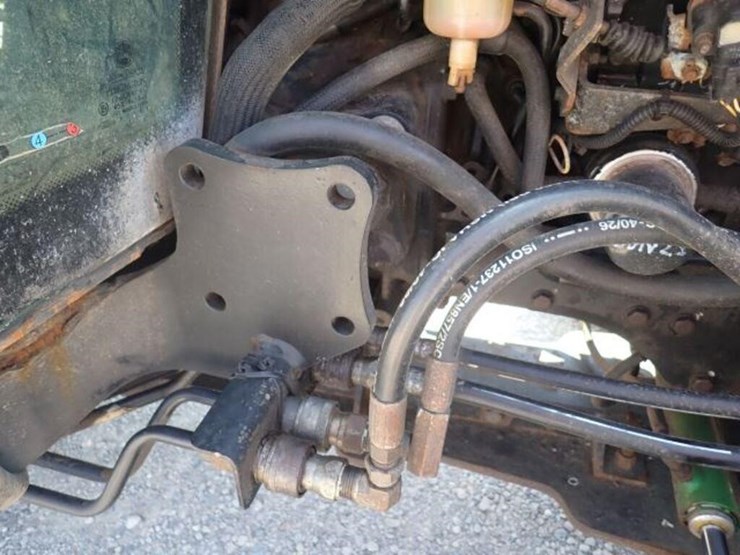 john-deere-3520-image-53