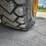 2011-liebherr-l586-image-69