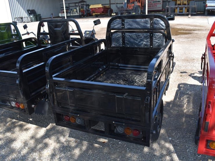 3-wheel-electric-cart-(serial-#-h9rzyf1sxta153731)-(k)-image-4