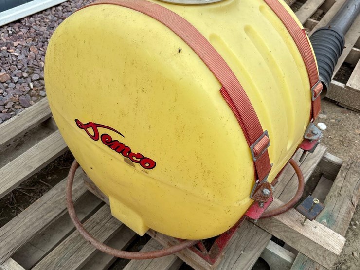 demco-25-image-3