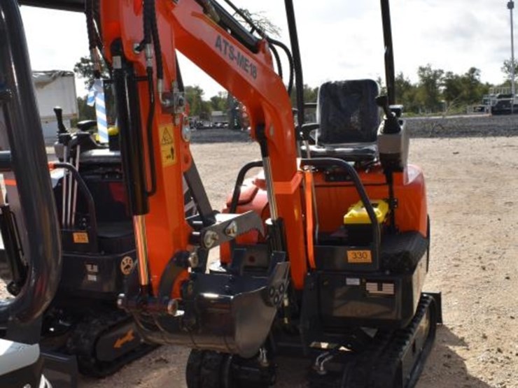 ats-me18-mini-excavator-(serial-#-a2602111250)-(k)-image-1