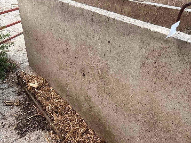 2--8’-portable-concrete-walls-image-4