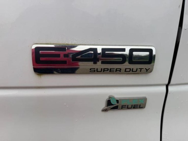 2013-ford-e450-image-7