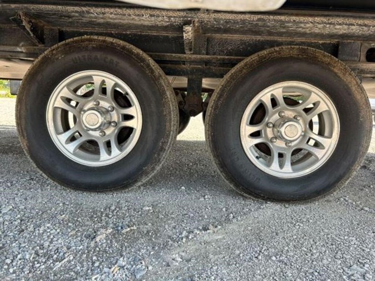 2010-keystone-laredo-28rbs-t/a-travel-trailer-4ydt-image-37
