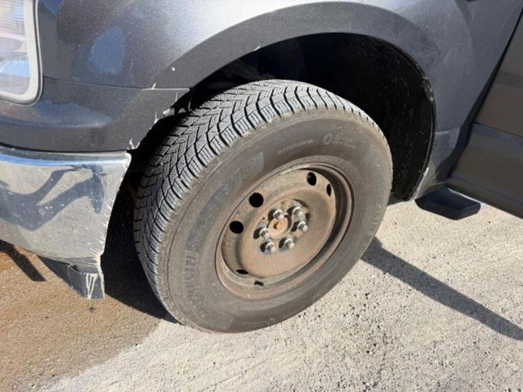 2018-ford-f150-xlt-image-35