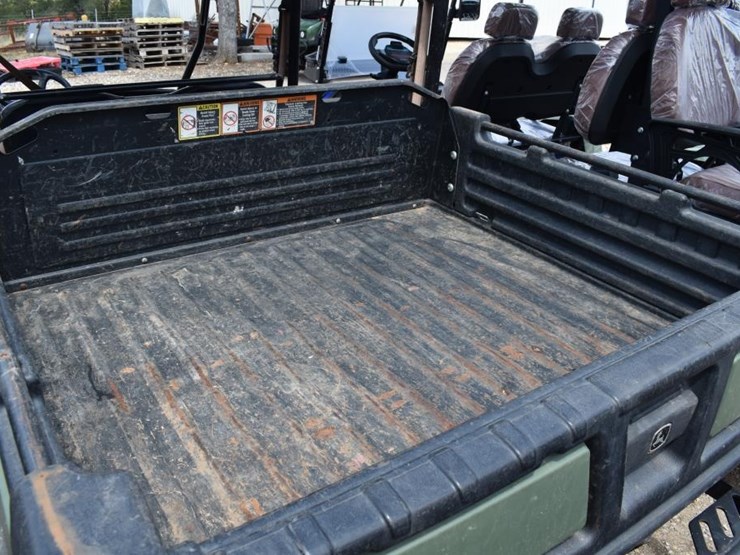 john-deere-gator-image-5