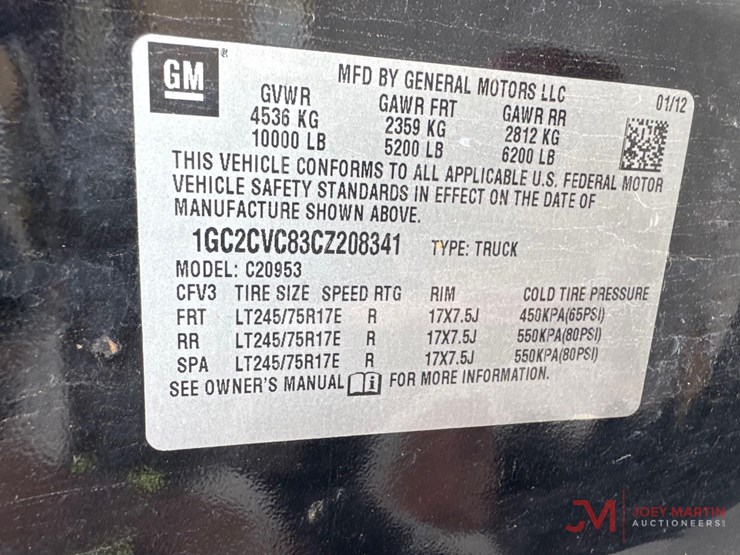 2012-chevrolet-silverado-2500hd-image-37