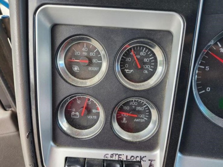 2008-kenworth-t800-image-14