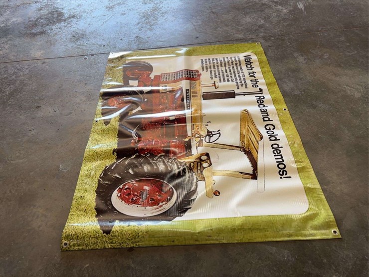 international-harvester-gold-demonstrator-banner-image-4