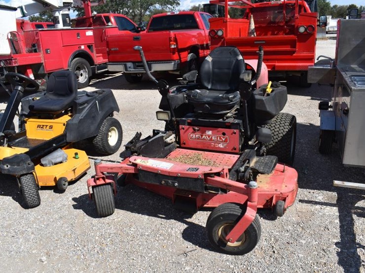 gravely-260-zero-turn-mower-(serial-#-000106)-(showing-appx-532-hours,-up-t-image-1