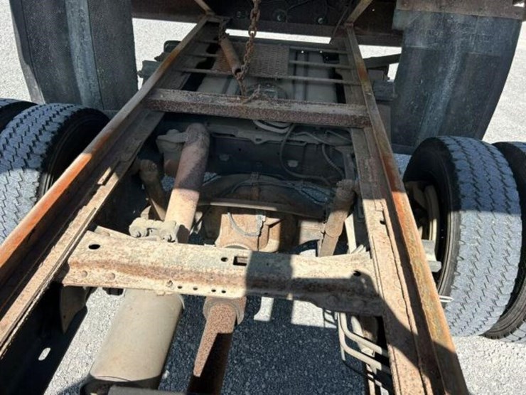 2008-ford-f550-image-34